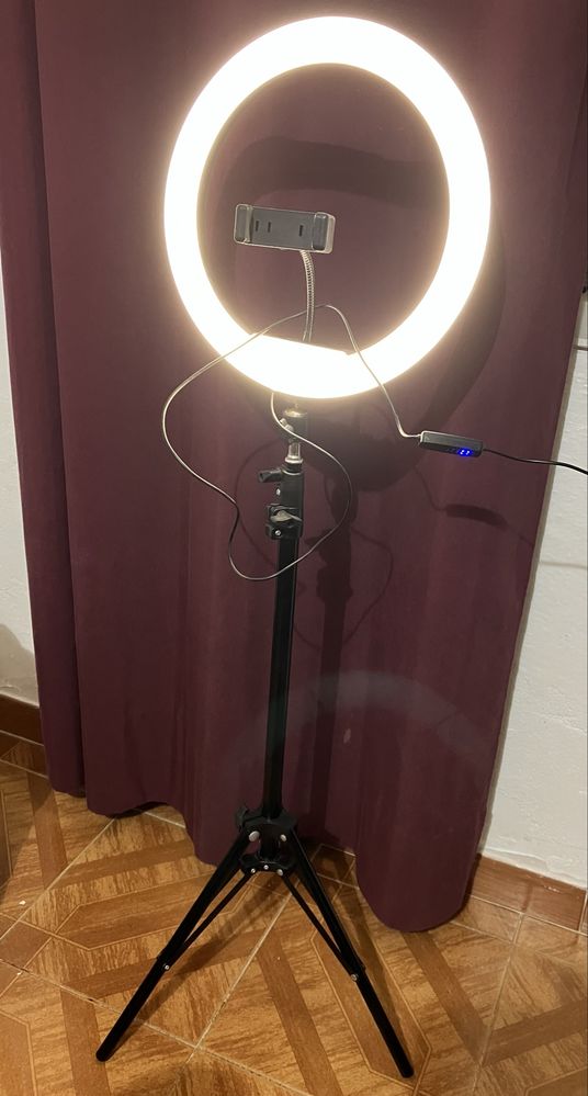 Tripé de selfies com Ring Light