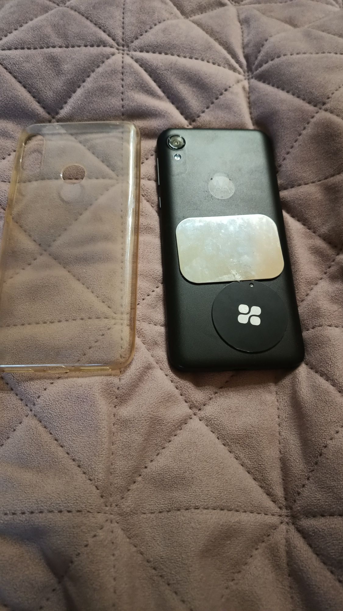 Motorola e6 смартфон залоченый под Американского оператора