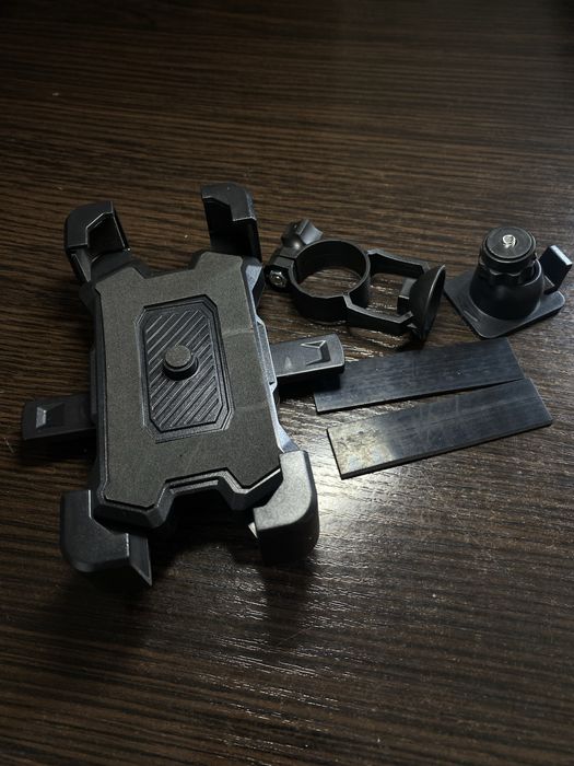 Різні аксесуари до мотоцикла