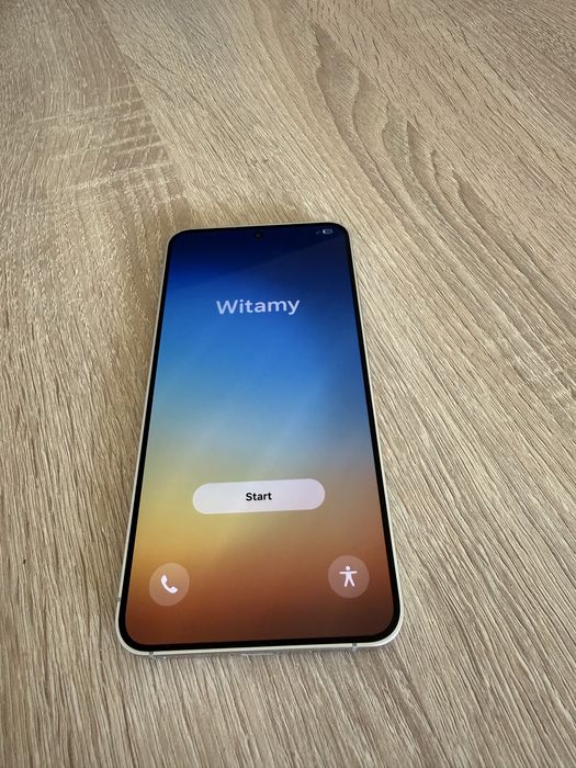 Samsung Galaxy S24   8/256 GB  5G Stan Idealny