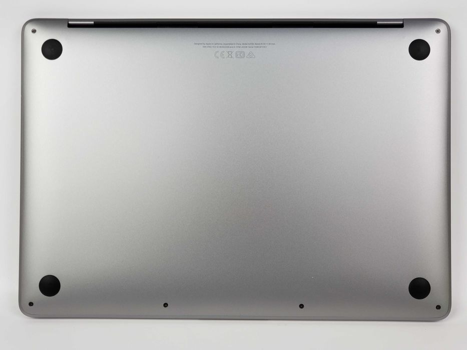 MacBook Pro 13 2022 Space Gray M2 8GB 256SSD 16 ЦИКЛІВ Dream Store