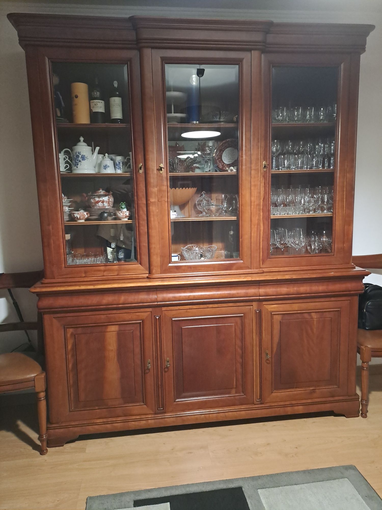 Mobília de sala de jantar