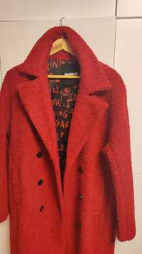 Piękny czerwony płaszcz Desigual S