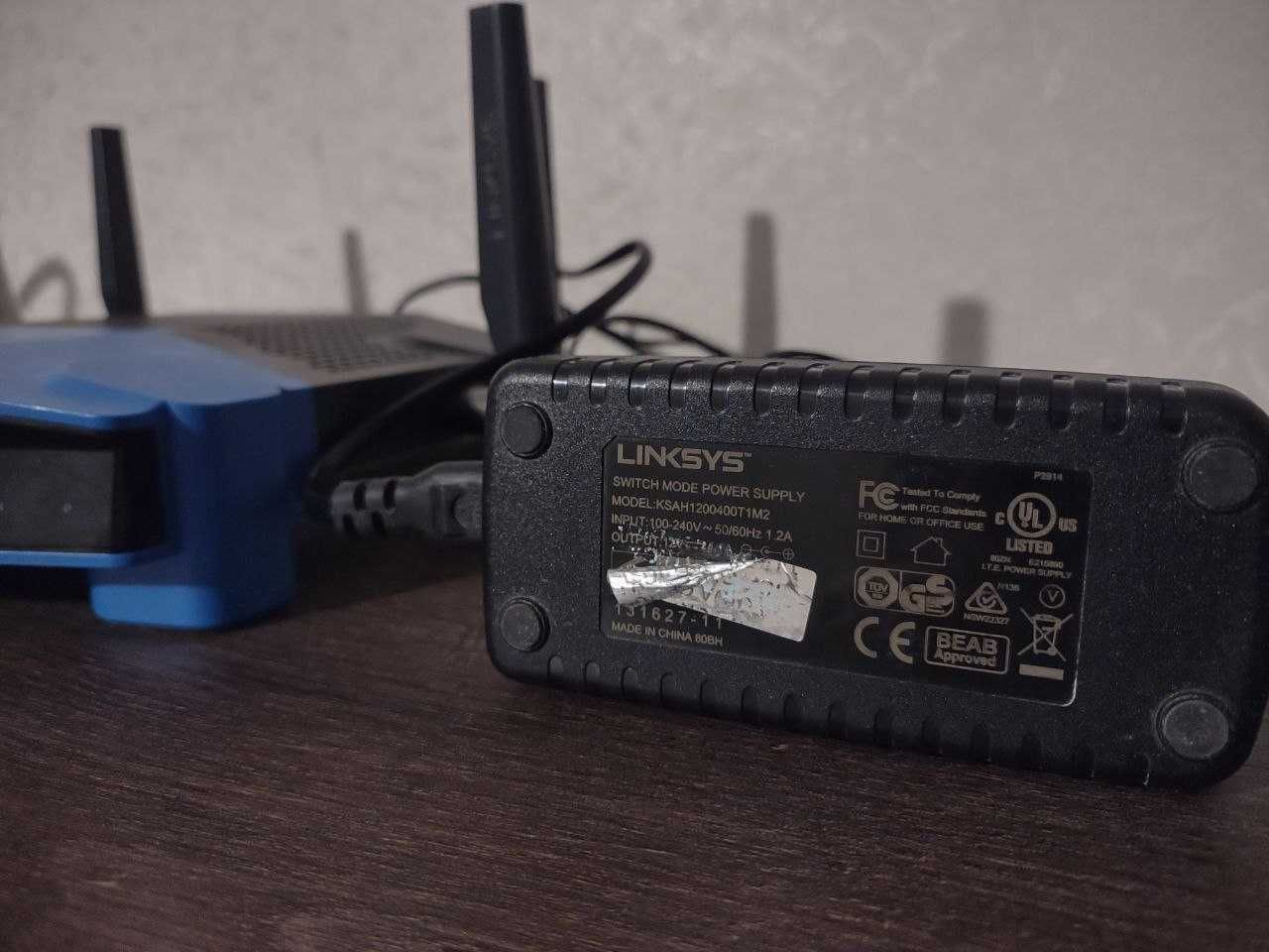 Linksys WRT1900AC  Двухдиапазонный гигабитный маршрутизатор