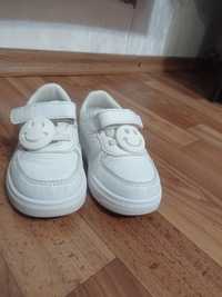 Кросівки дитячі універсальні білі оригінал фірми Tom.m