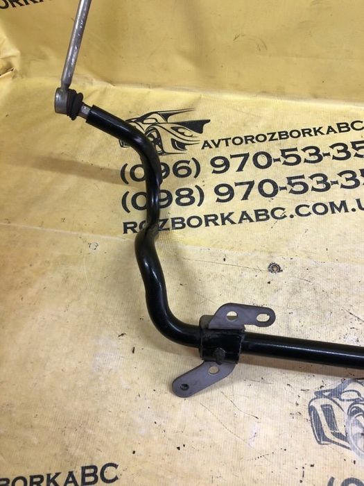 Стабилизатор поперечной устойчивости Mercedes-Benz GLC 300 2018 перед.