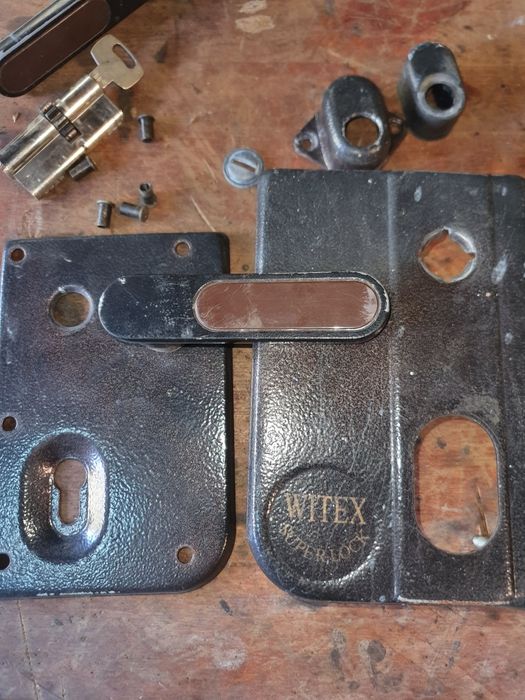 Witex super lock wieloryglowy  do drzwi antywłamaniowy