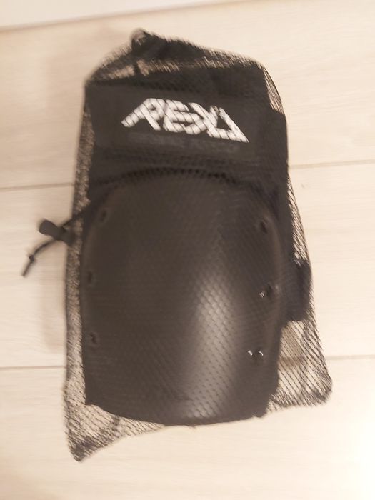 Ochraniacze na hulajnogę wyczynową firmy reka