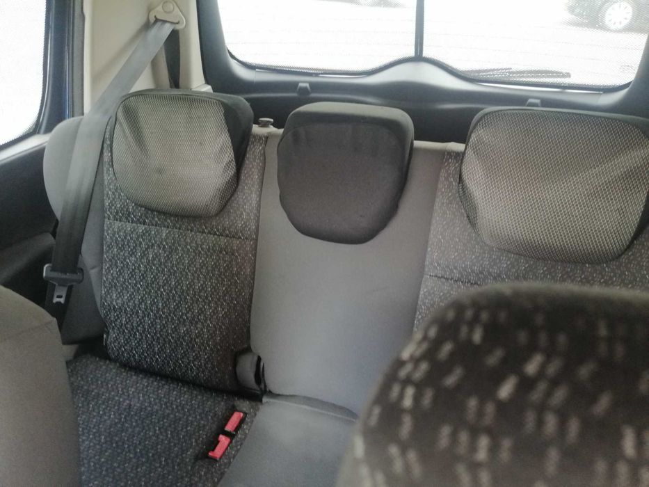 Renault Modus 1.5 dci 2005, bem estimado, avaria de motor