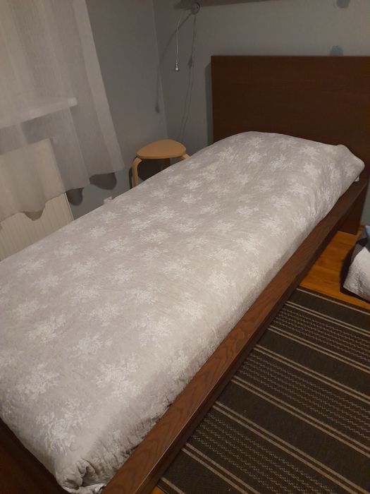 Łóżko Malm, brąz, 90x200 stan idealny