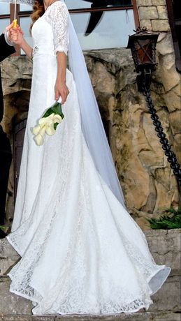 Свадебное платье со шлейфом на миниатюрную  девушку xs хс с s