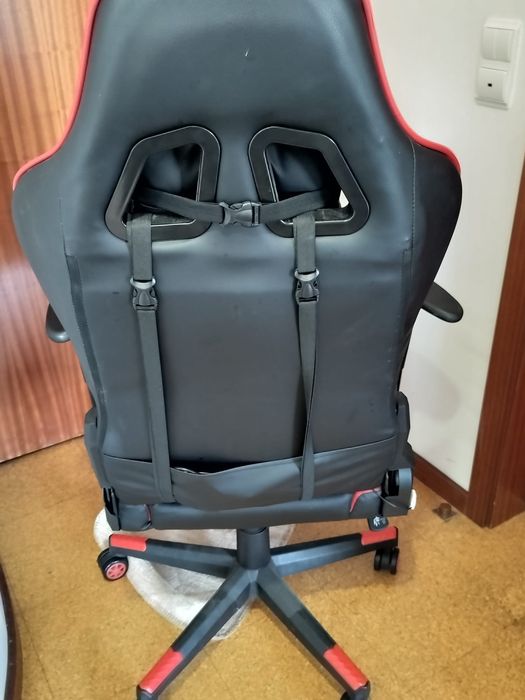 Cadeira Gamer Douxlife com 7 Pontos de Massagem