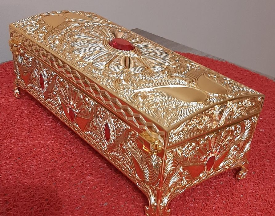 Duza skrzynia skarbów