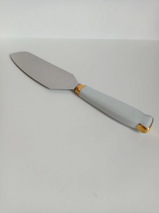 Szpachelka Nóż  INOX do torta ćiasta z porceliany,stali nierdzewnej.