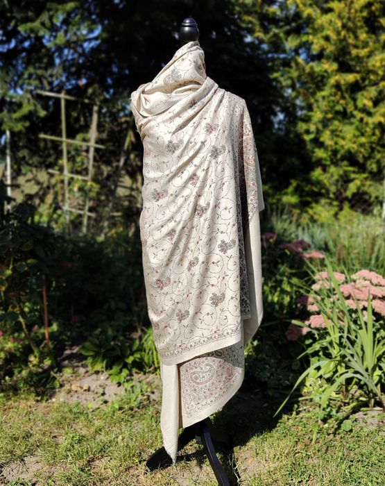 Duży szal orientalny indyjski haft paisley pashmina jasny beż
