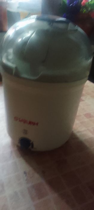 Продаи йогуртницу для домашнего приготовленияя