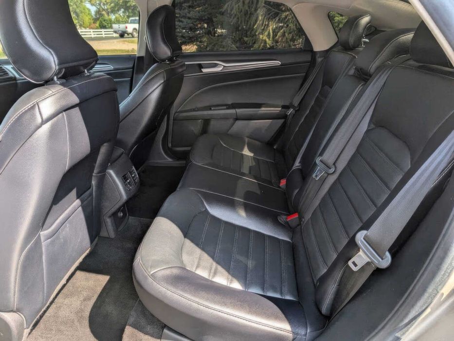 Ford Fusion SE      2018