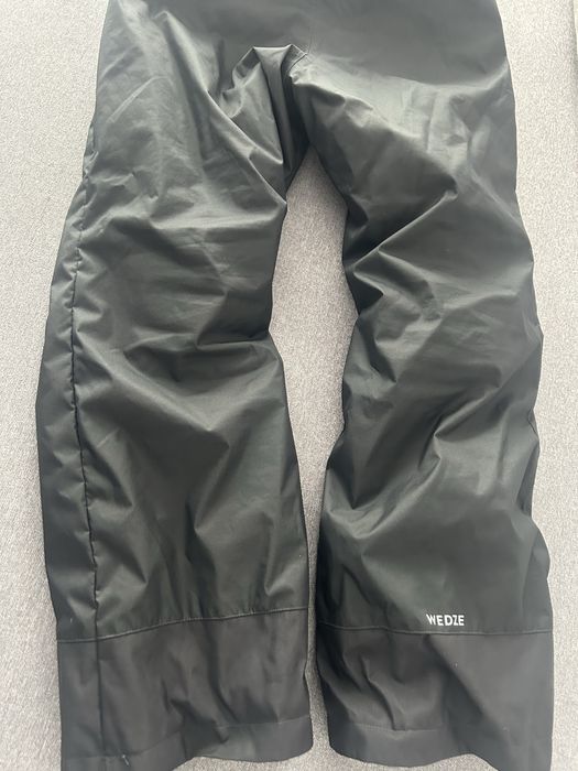 Spodnie sniegowce narciarskie  jak nowe dla 9-12lat