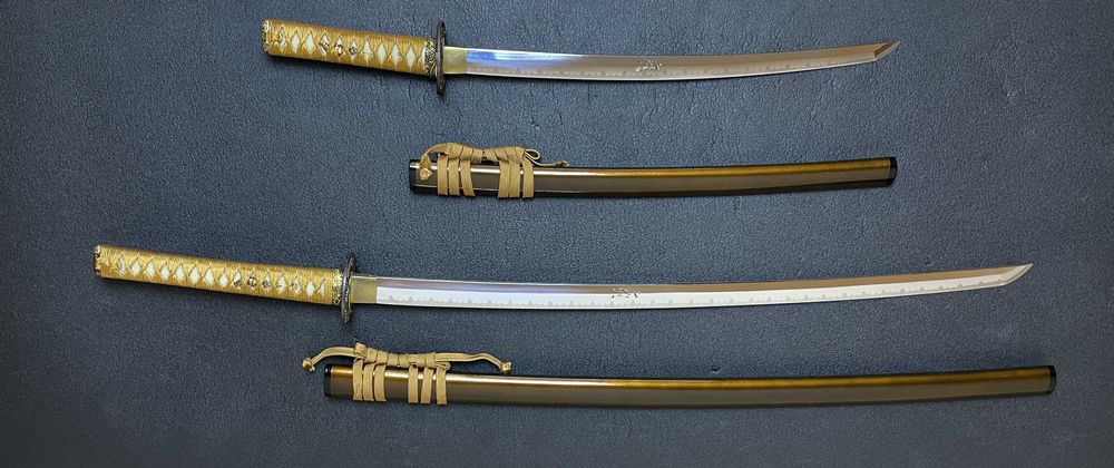 Katana 2 miecze japońskie samurajskie dekoracyjne
