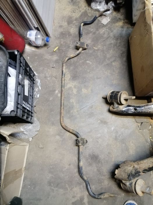 Задний стабилизатор устойчивости Honda fr-v.