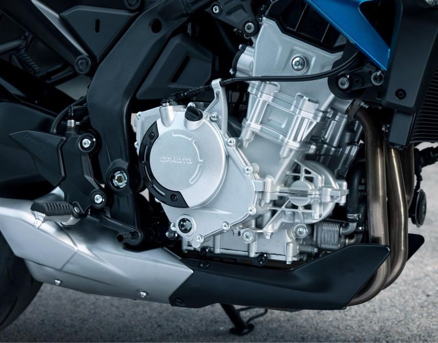 Мотоцикл CFMOTO 675NK