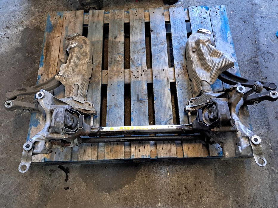 AUDI A4 B8 A5 8T przed lift belka sanki wózek kołyska trawers wahacze