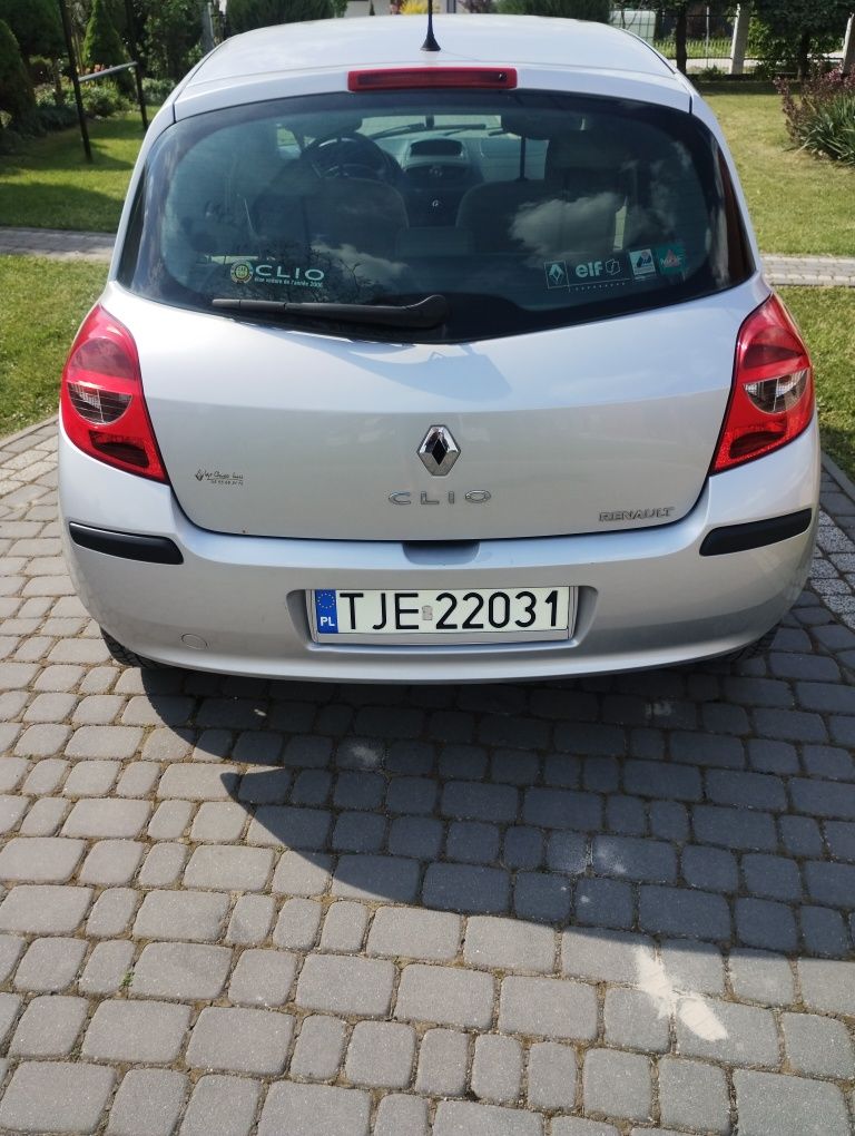 RENAULT CLIO 3, 1.2 55kW Benzyna+LPGStag 2006r.