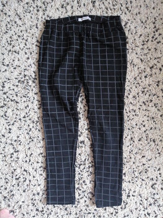Legginsy 140 Reserved czarne w kratkę