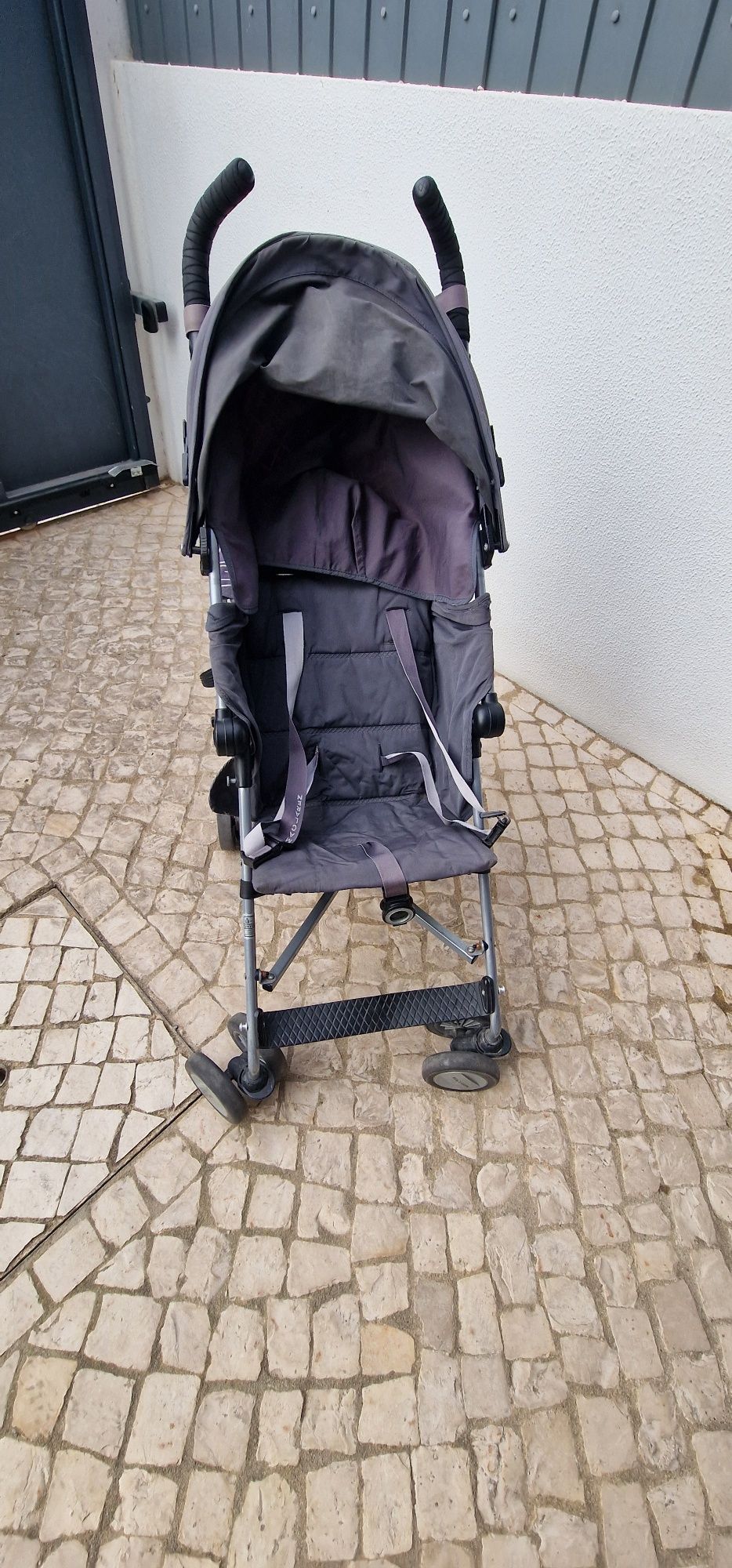 Carrinho passeio criança