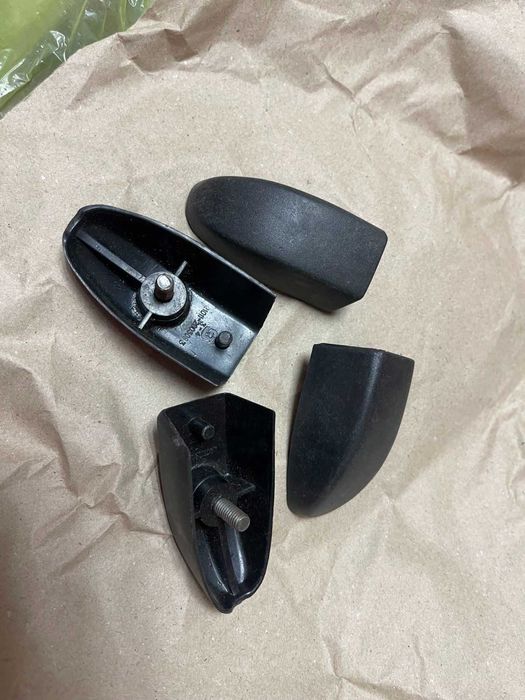 уголки бампера ваз 21011.21013 новые оригинал