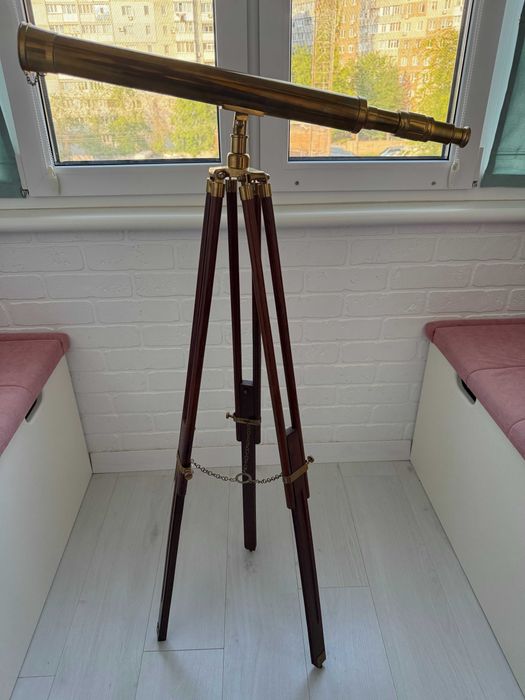 Продам підзорну трубу