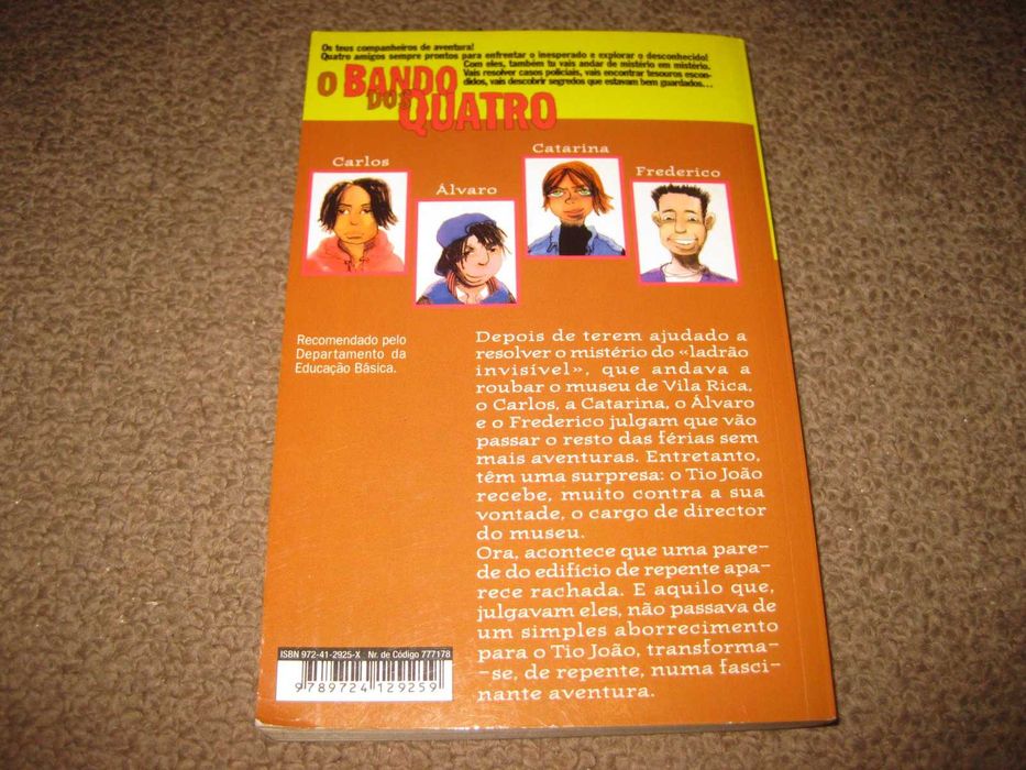 Livro "O Bando dos Quatro: A Parede Rachada" de João Aguiar