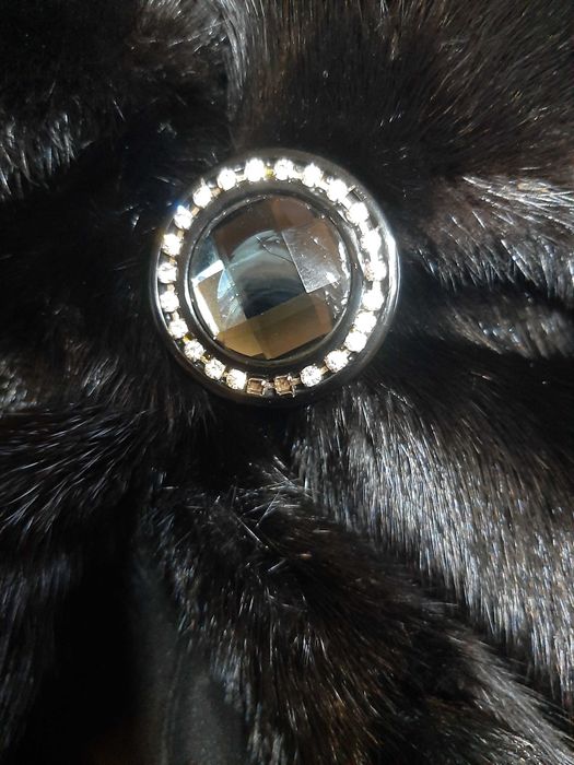 Шубка з чорної норки