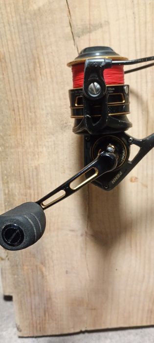 Kołowrotek Penn Clash 3000, 2000