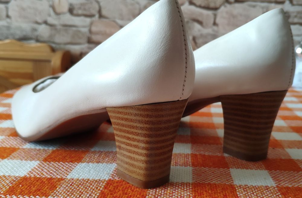Buty skóra naturalna Markowe Ślubne Nowe r. 40