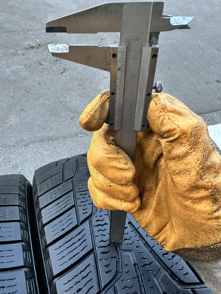 Шини 225 65 17 106R Kumho I'zen KW31 пара