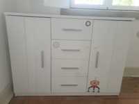 Armário / Cupboard