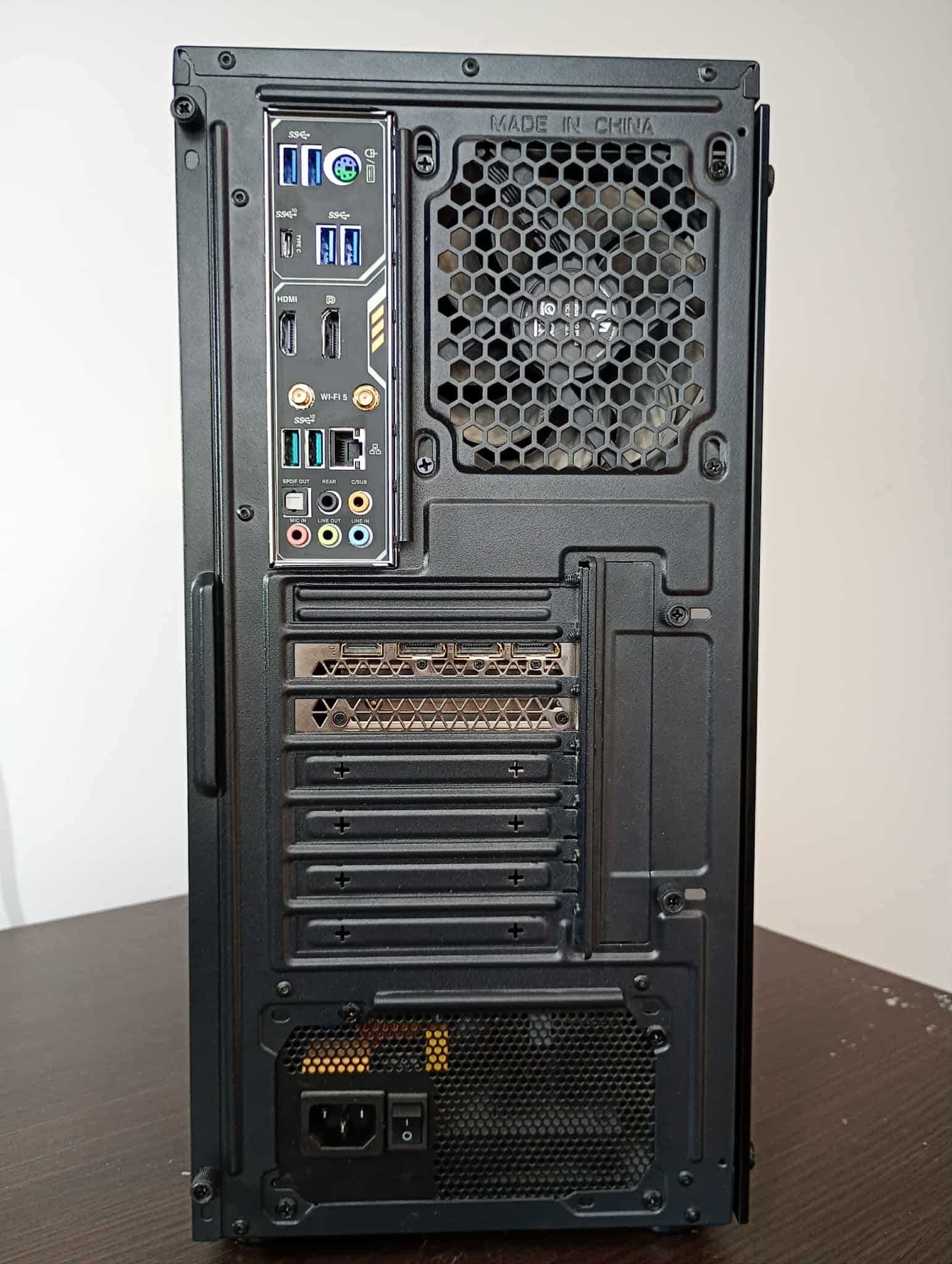 Sprzedam komputer gamingowy + monitor