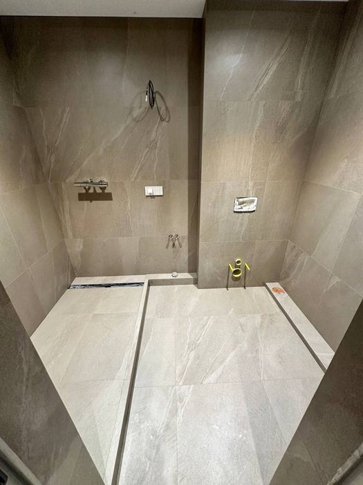 Плиточник,плиточник,ремонт,укладка.