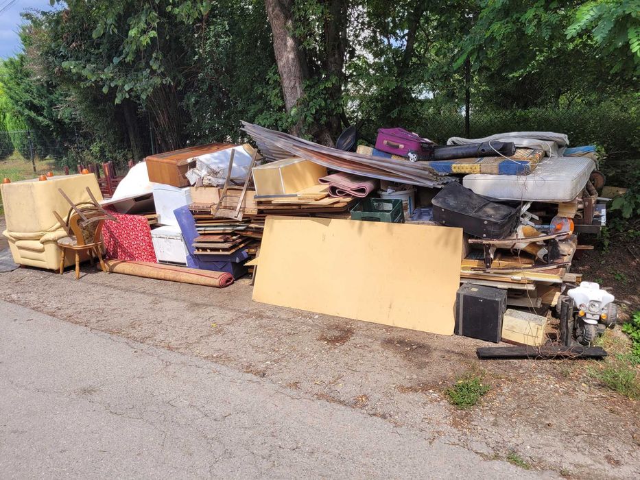 WYWÓZ ŚMIECI/MEBLI/GRUZU/ODPADÓW.Sprzątanie Mieszkań/Piwnic/Strychów