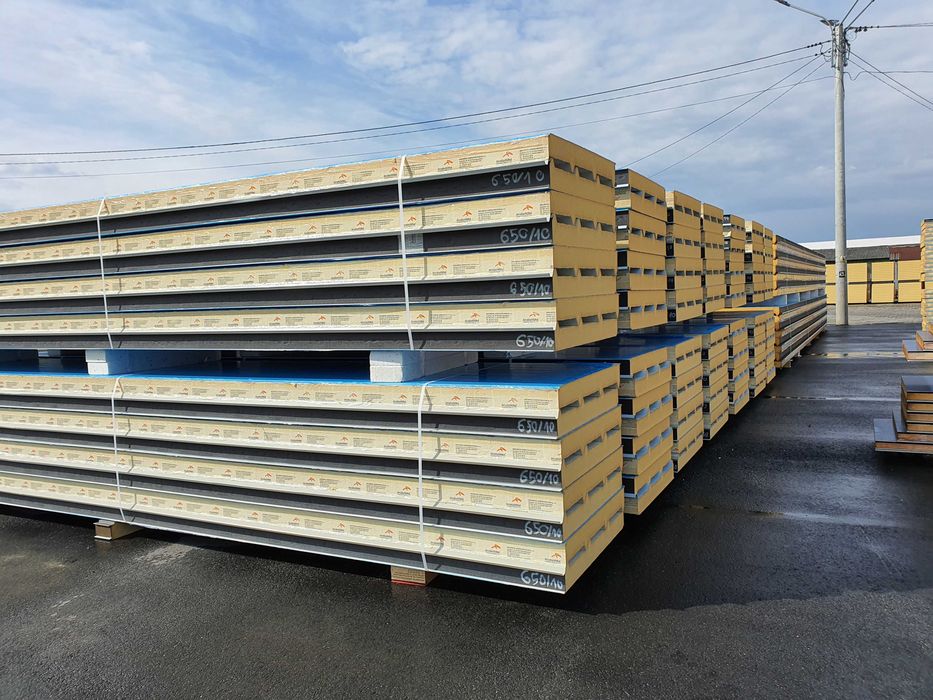 Płyta Warstwowa Poliuretan Płyty Warstwowe Płyta Obornicka ściana dach