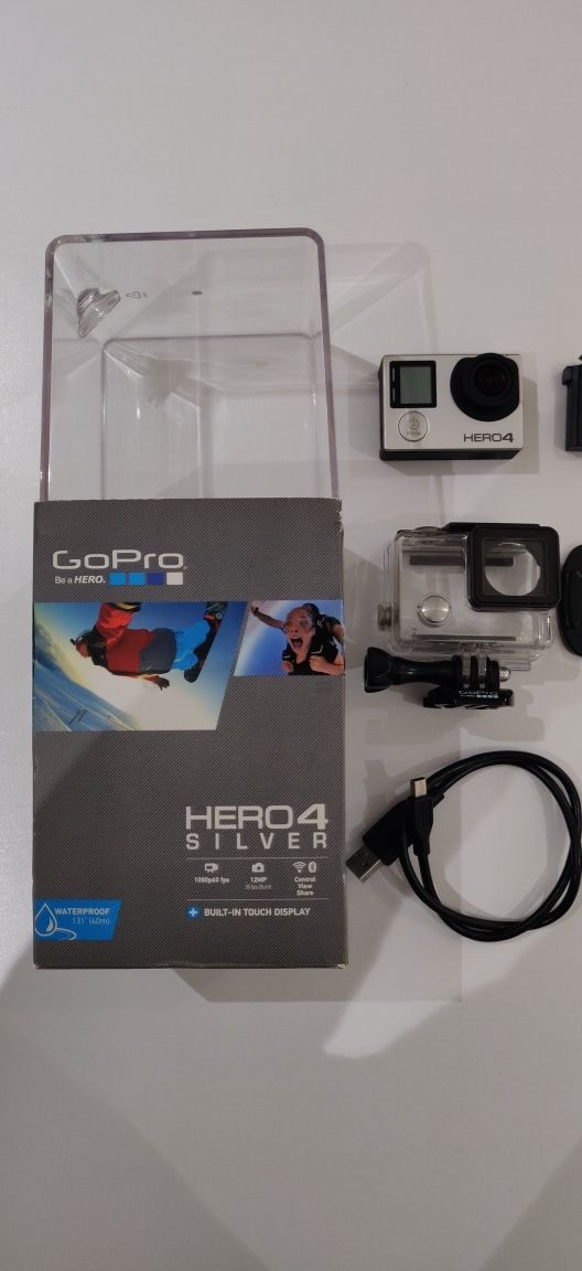 GoPro 4 Silver + comando GoPro original + Embalagem Original