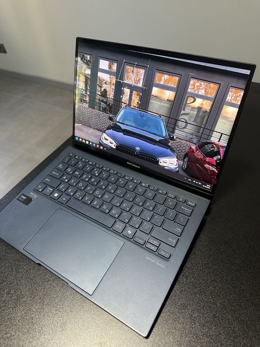 Продам asus zenbook s 13