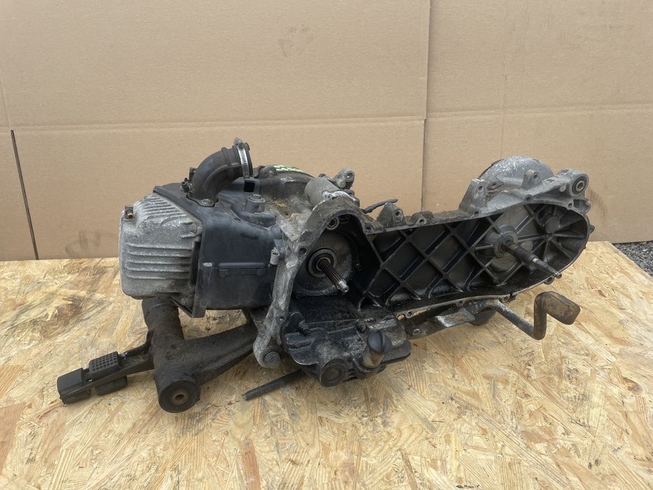 Silnik Piaggio Gilera  Derbi Jutaljet Liberty 50 4T