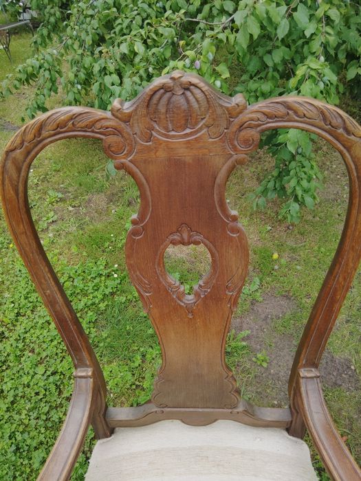 Krzesła "tronowe" w stylu ,, Ludwik,,