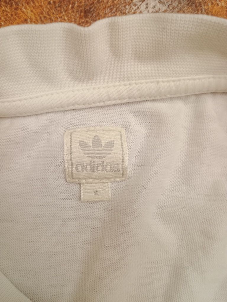 Biała Koszulka Adidas z zielonym nadrukiem logo y2k S