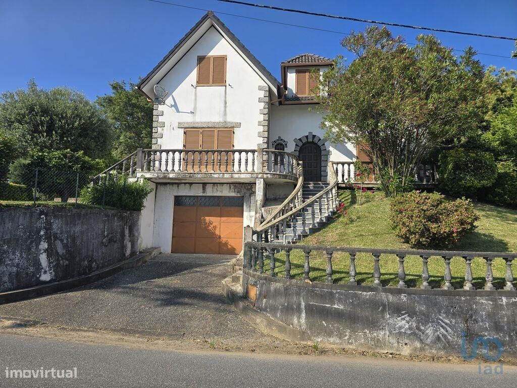 Casa / Villa T3 em Moure de 220,00 m2