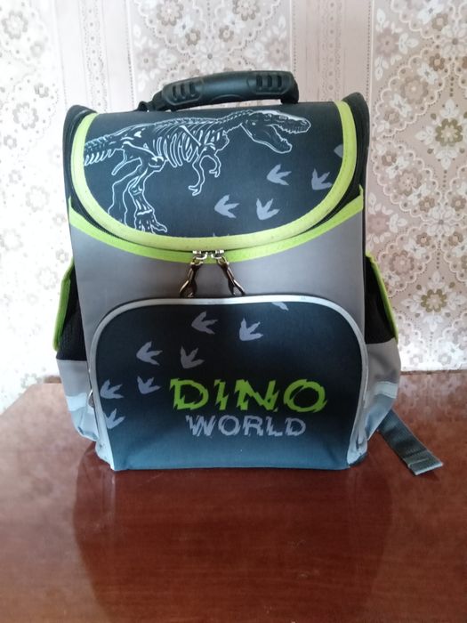 Ранець шкільний/ портфель з ортопедичною спинкой з дінозавро