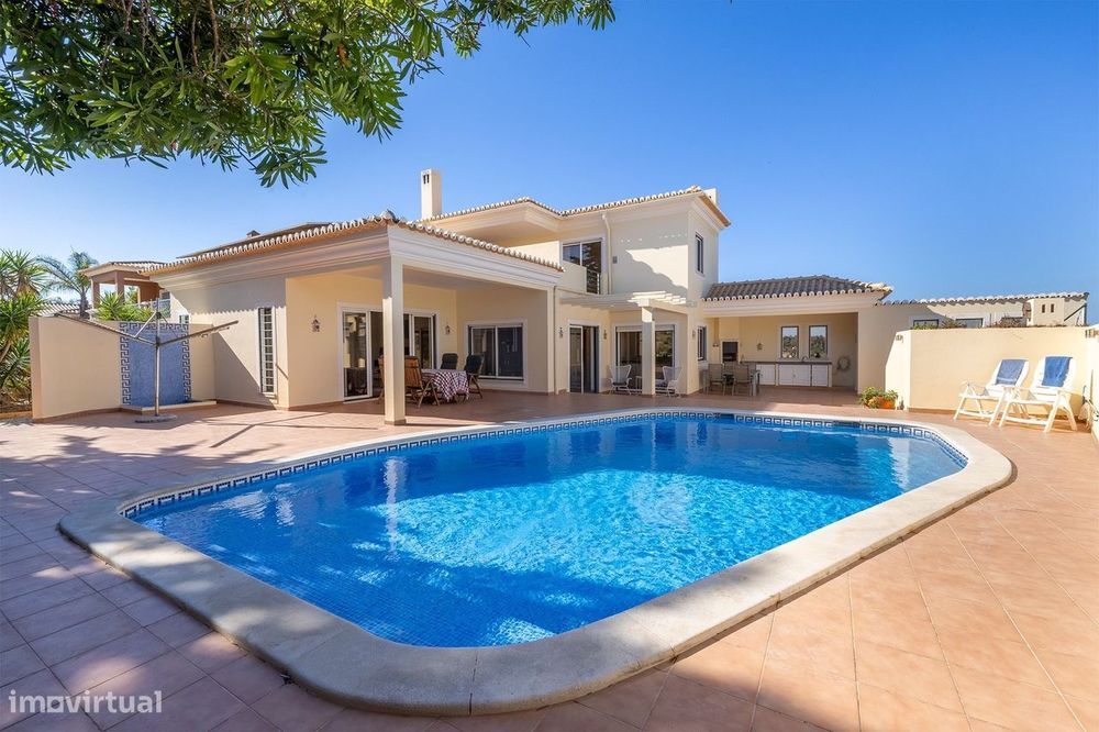 Fantástica Moradia T3 Com Piscina No Cerro Das Mós, Lagos
