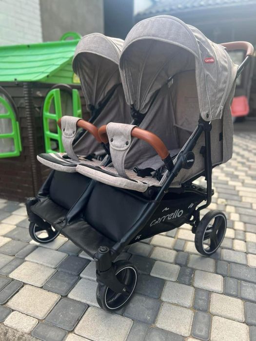 Прогулянкова коляска для двійні Carrello Connect